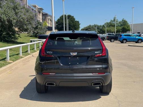 Stellar Black Metallic 2023 Cadillac XT4 Luxury