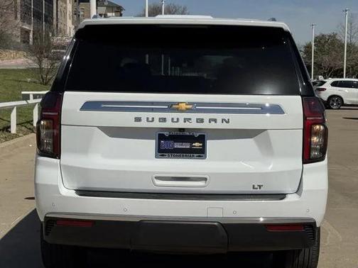 2024 Chevrolet Suburban LT