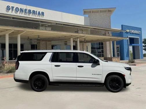 2024 Chevrolet Suburban LT