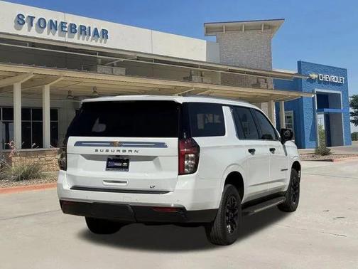 2024 Chevrolet Suburban LT