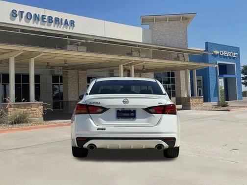 2024 Nissan Altima 2.5 SL