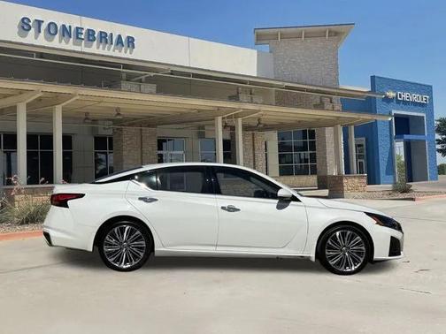 2024 Nissan Altima 2.5 SL