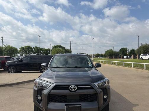 Magnetic Gray Metallic 2021 Toyota 4Runner SR5