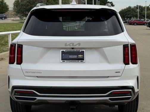 Glacial White Pearl 2023 Kia Sorento SX