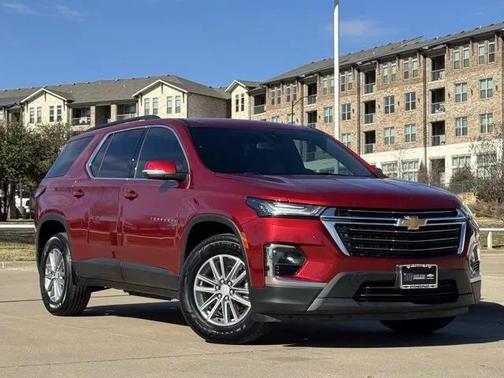 2023 Chevrolet Traverse LT Cloth