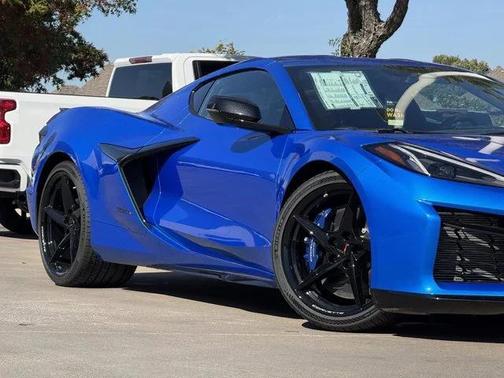 2026 Chevrolet Corvette E-Ray Coupe, 2LZ, RWD