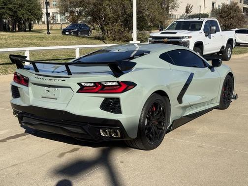 2024 Chevrolet Corvette Stingray w/1LT