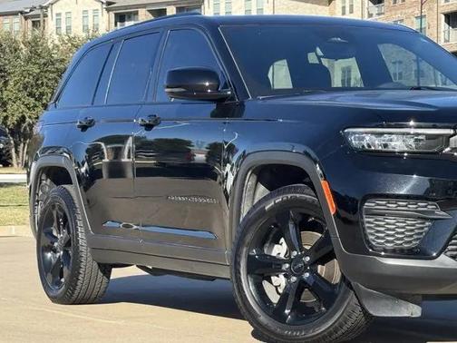 2023 Jeep Grand Cherokee Altitude