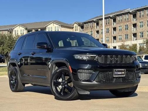 2023 Jeep Grand Cherokee Altitude