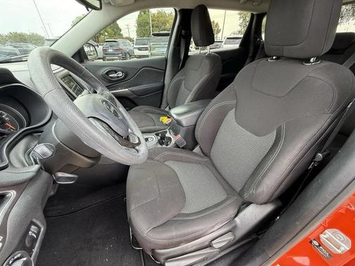 2021 Jeep Cherokee Latitude