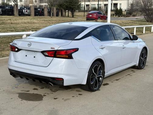 2024 Nissan Altima SR FWD