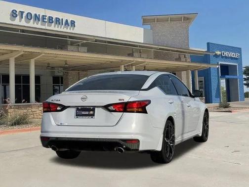 2024 Nissan Altima SR FWD