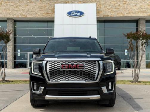 Onyx Black 2023 GMC Yukon XL Denali