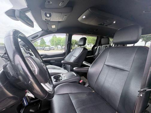 Octane Red Pearlcoat 2020 Dodge Grand Caravan GT