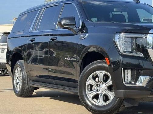2022 GMC Yukon XL SLE