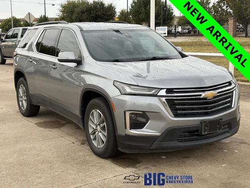 2023 Chevrolet Traverse LT Leather