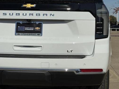 2026 Chevrolet Suburban LT