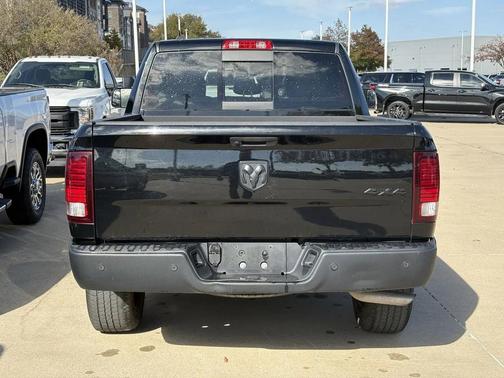 2023 RAM 1500 Classic Warlock Crew Cab 4x4 5'7' Box