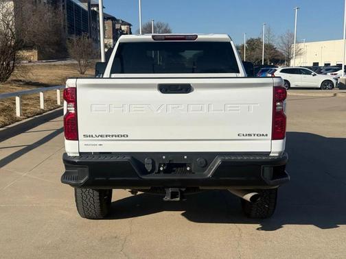 2023 Chevrolet Silverado 2500 Custom