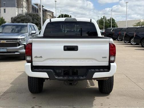 2022 Toyota Tacoma SR