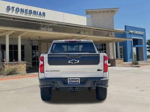 White Sands 2026 Chevrolet Silverado 1500 ZR2