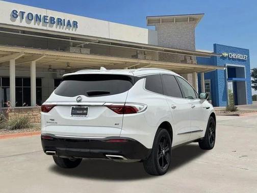 2024 Buick Enclave Essence FWD