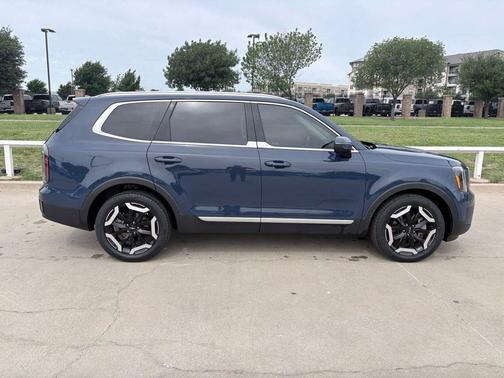 Midnight Lake Blue 2023 Kia Telluride EX