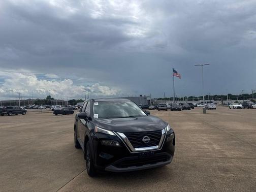 Super Black 2023 Nissan Rogue S