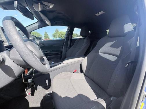 Blue Eclipse Metallic 2019 Toyota C-HR LE