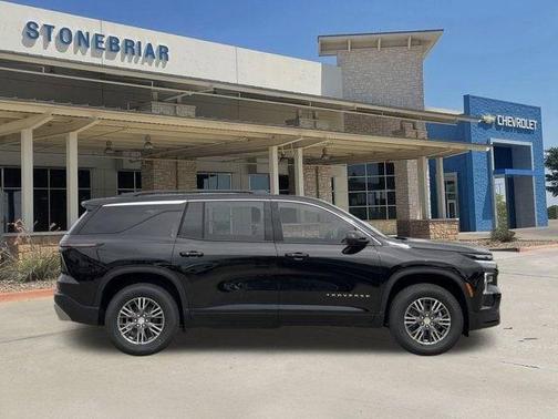 Mosaic Black Metallic 2026 Chevrolet Traverse LT