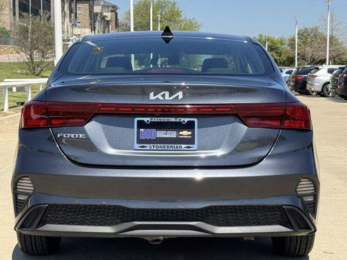 Gravity Gray 2022 Kia Forte LXS