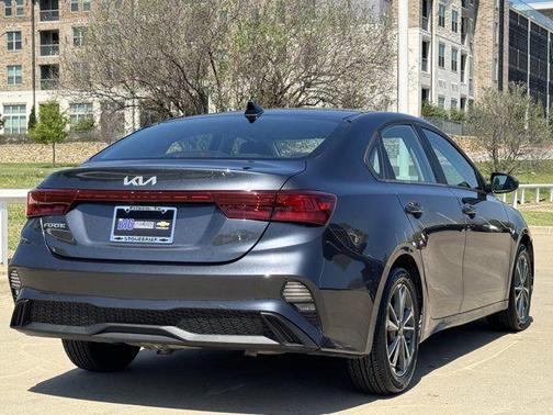 Gravity Gray 2022 Kia Forte LXS