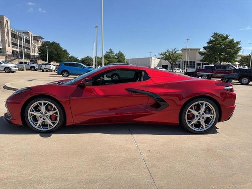 Red Mist Metallic Tintcoat 2021 Chevrolet Corvette Stingray w/3LT