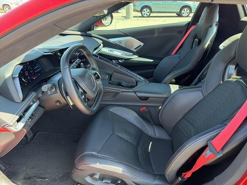 Red Mist Metallic Tintcoat 2021 Chevrolet Corvette Stingray w/3LT