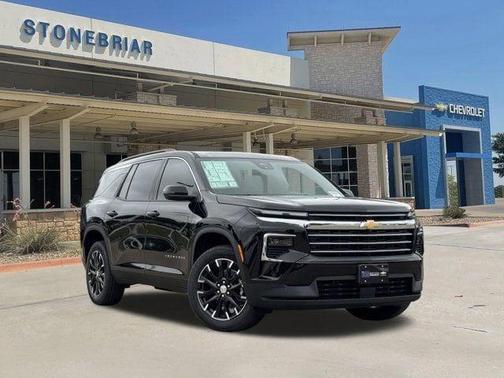 Mosaic Black Metallic 2026 Chevrolet Traverse LT