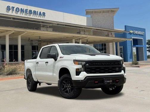 Summit White 2026 Chevrolet Silverado 1500 Custom Trail Boss