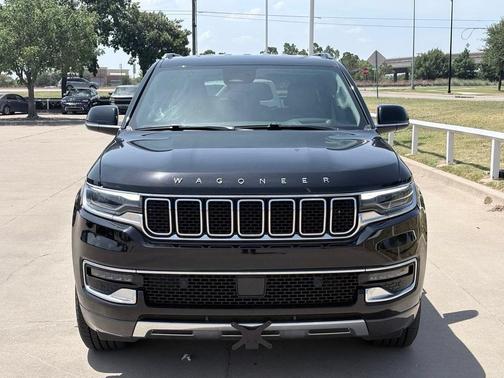 Diamond Black Crystal Pearlcoat 2022 Jeep Wagoneer Series III 4x4