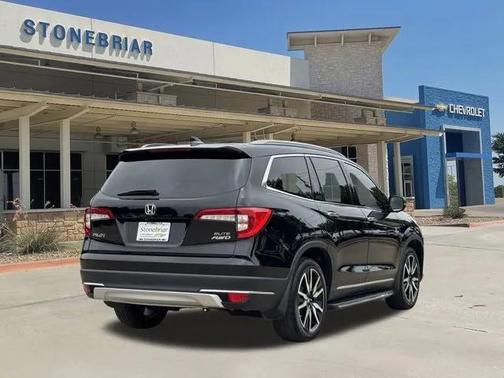 2021 Honda Pilot AWD Elite