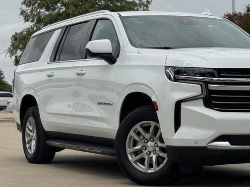 Summit White 2024 Chevrolet Suburban LT
