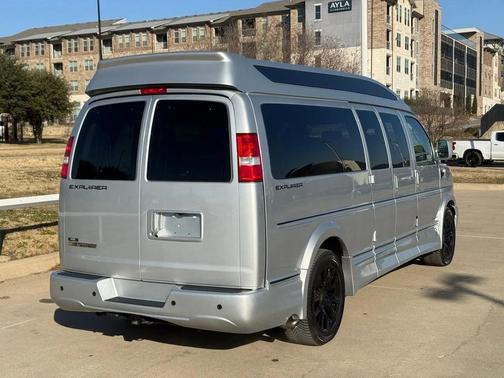 2024 Chevrolet Express 2500 RWD 2500 Extended Wheelbase WT