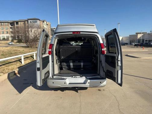 2024 Chevrolet Express 2500 RWD 2500 Extended Wheelbase WT