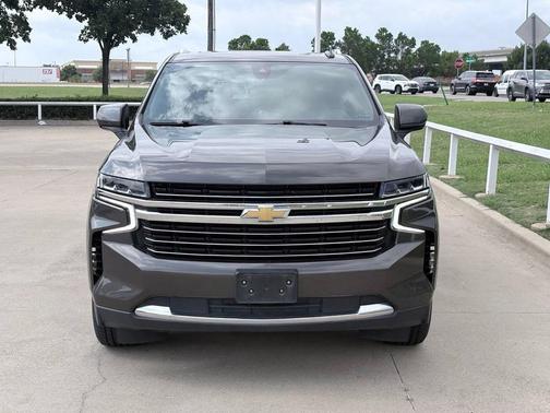 Graywood Metallic 2021 Chevrolet Suburban LT