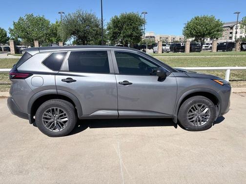 Gun Metallic 2023 Nissan Rogue S