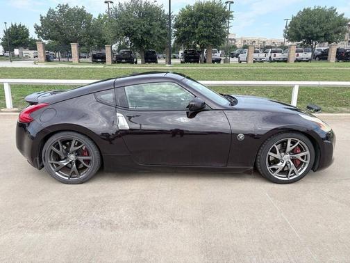 Black Cherry Metallic 2014 Nissan 370Z Touring