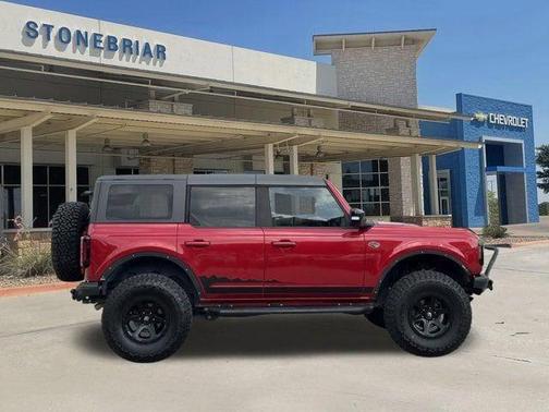 Rapid Red Metallic Tinted Clearcoat 2021 Ford Bronco Wildtrak