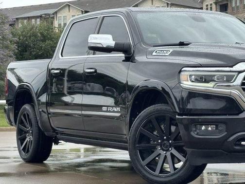Diamond Black Crystal Pearlcoat 2020 RAM 1500 Longhorn