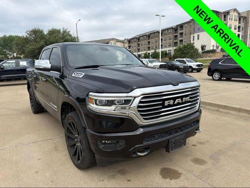 Diamond Black Crystal Pearlcoat 2020 RAM 1500 Longhorn