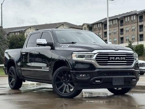 Diamond Black Crystal Pearlcoat 2020 RAM 1500 Longhorn