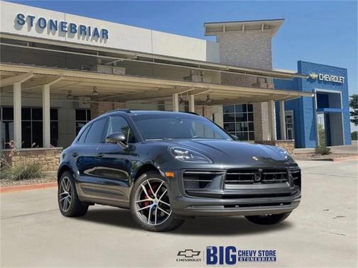 2023 Porsche Macan S