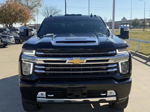2022 Chevrolet Silverado 2500 High Country